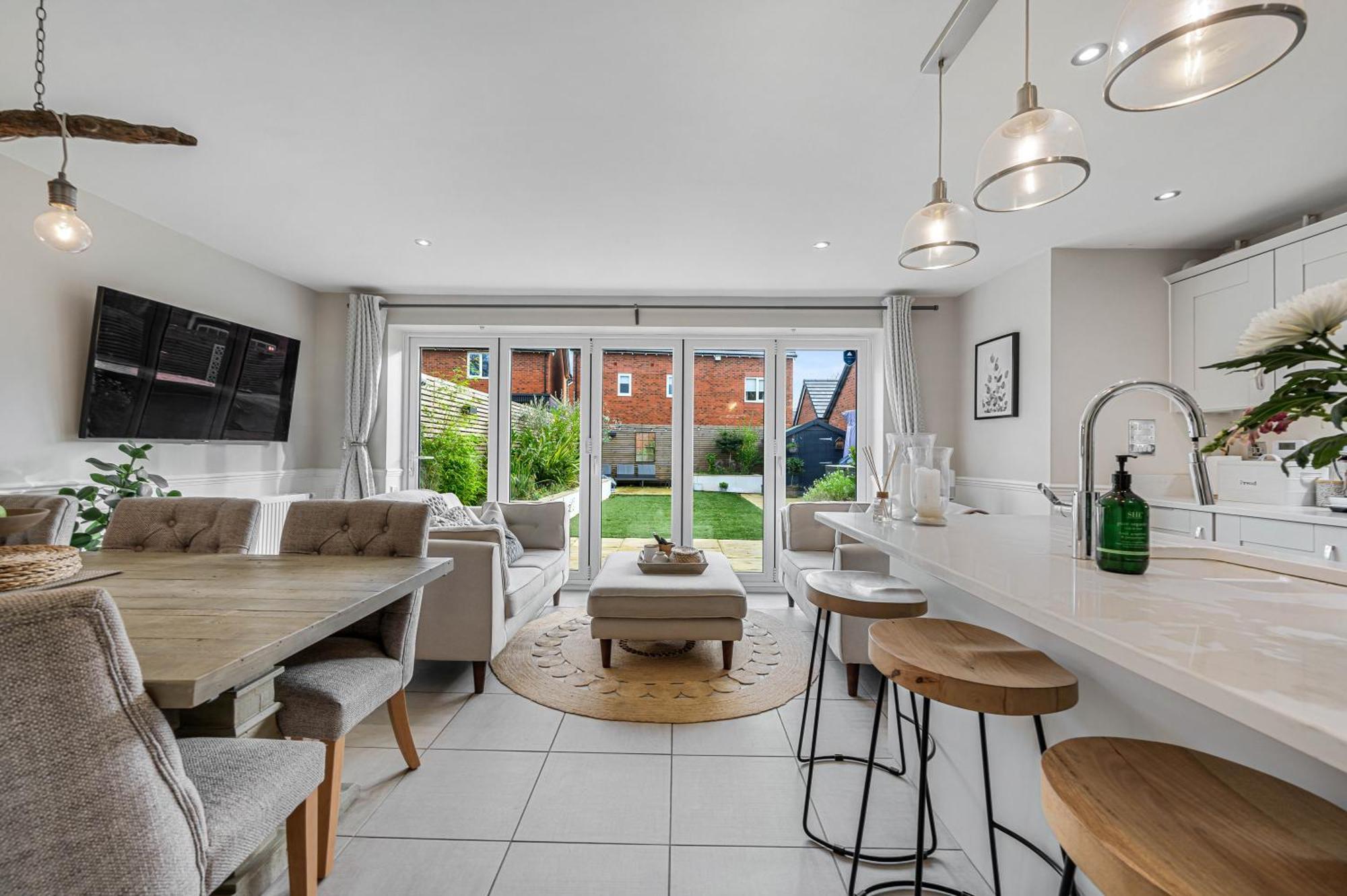Luxury New With Gym & Hot Tub Near Sefton Park & Centre Holiday home