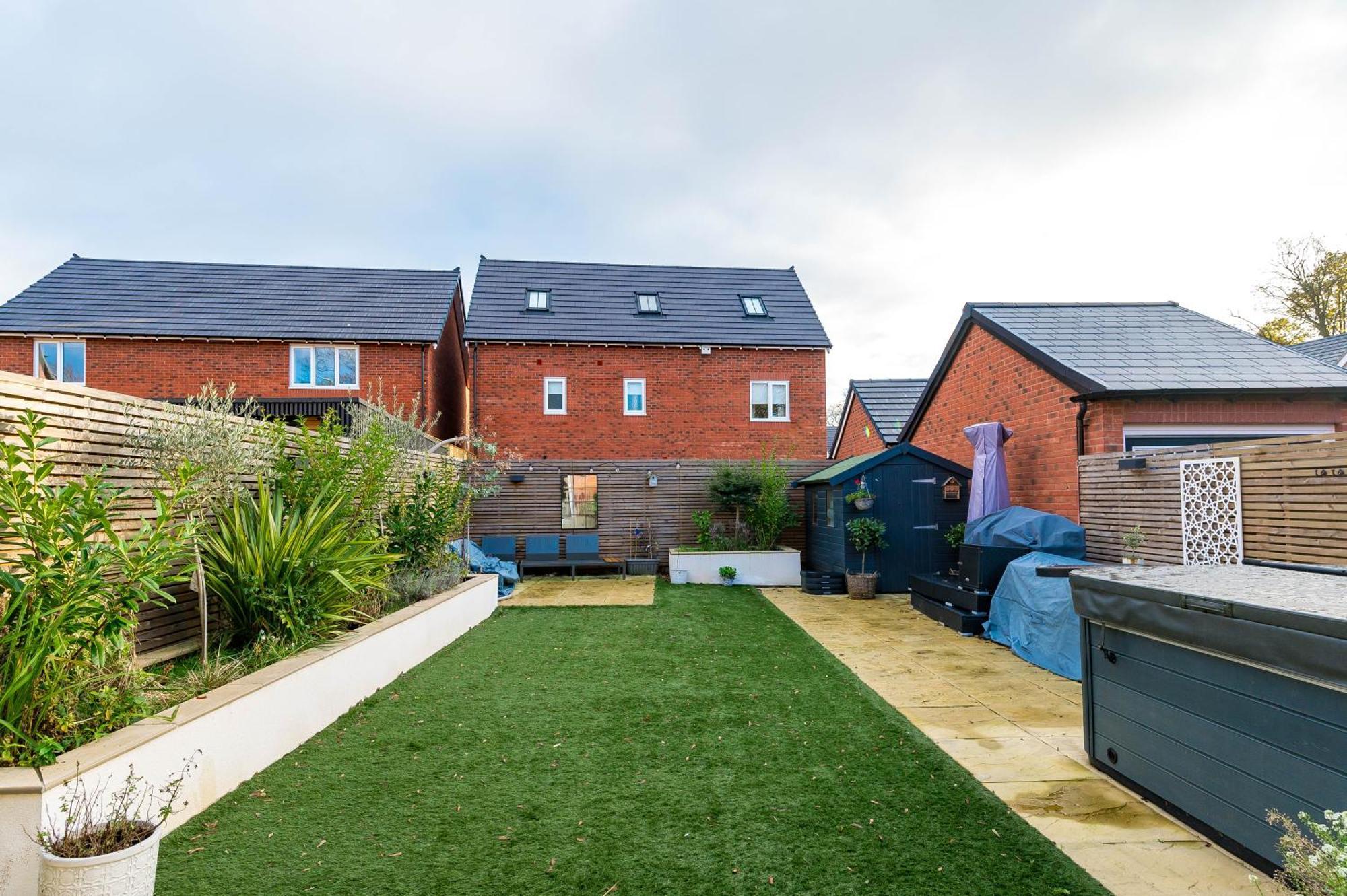 Luxury New With Gym & Hot Tub Near Sefton Park & Centre Holiday home Liverpool
