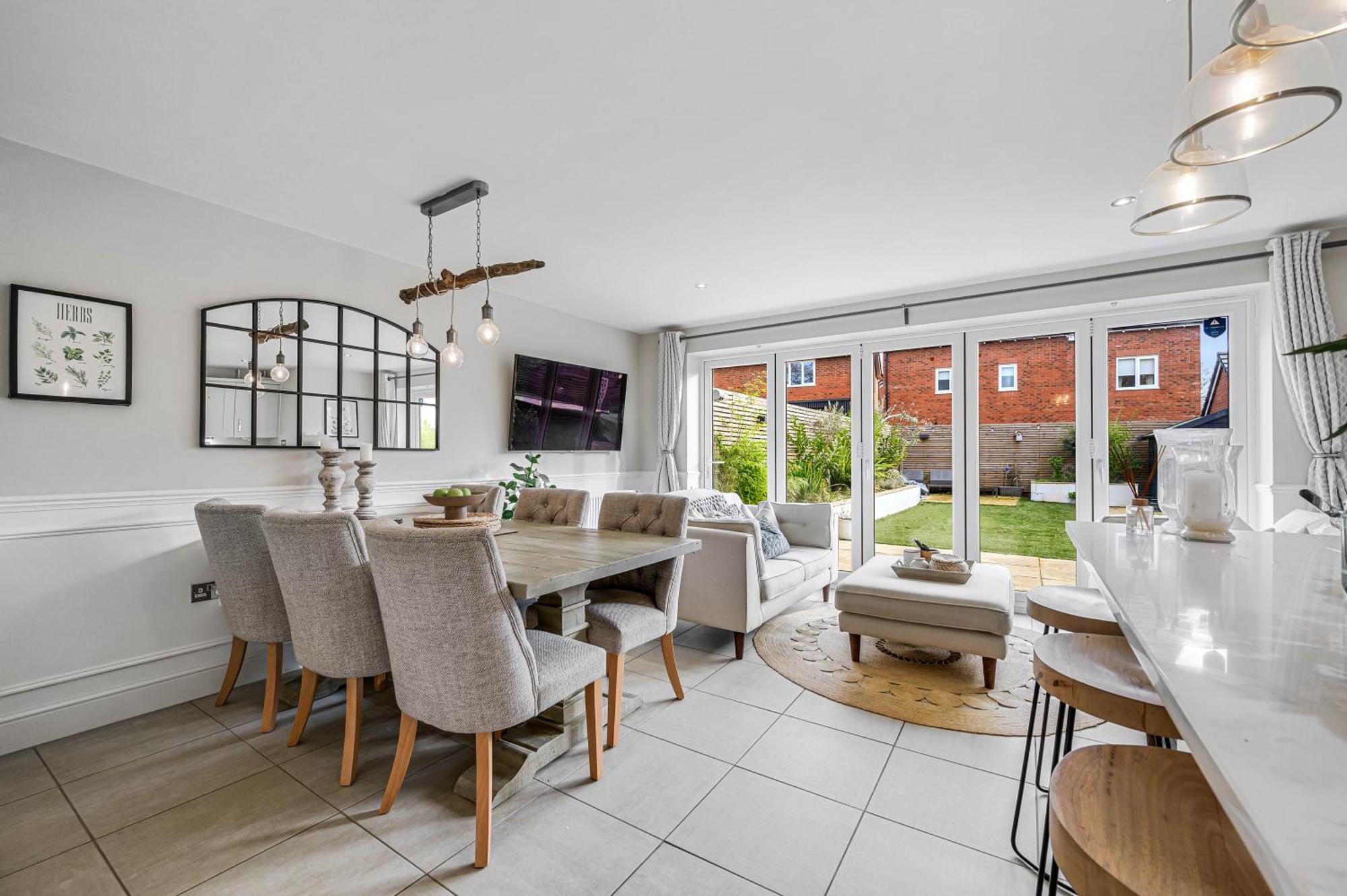 Holiday home Luxury New With Gym & Hot Tub Near Sefton Park & Centre Liverpool
