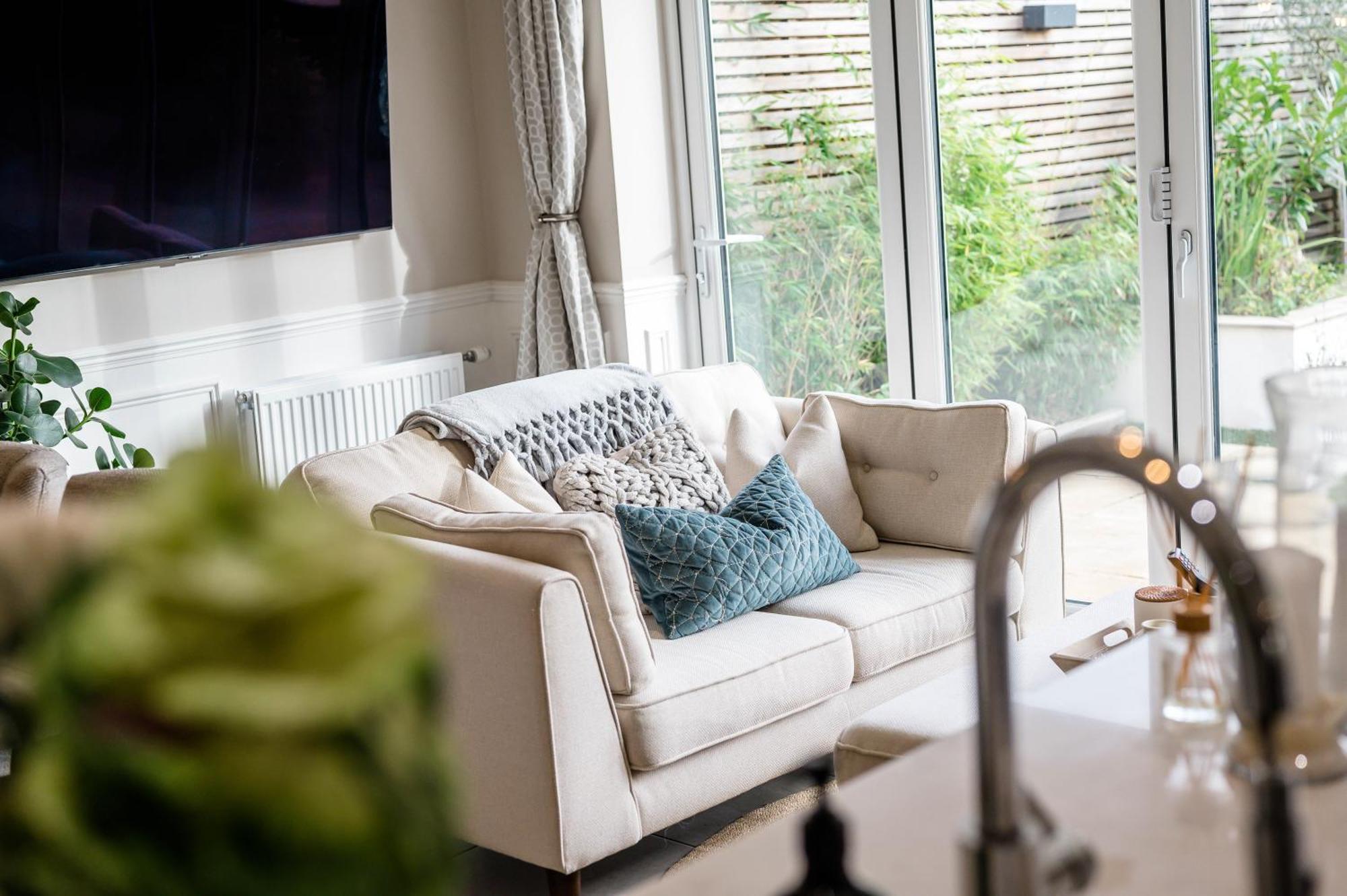 Luxury New With Gym & Hot Tub Near Sefton Park & Centre Holiday home